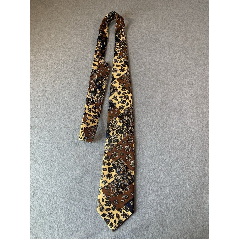 Faconnable paisley tie